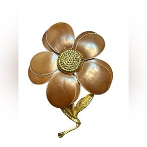 Vintage Gold Tone Tan Floral Brooch